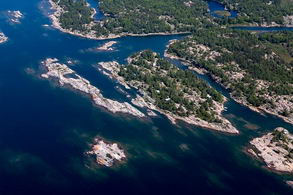 Telos Island, Snug Harbour Carling Township - Country homes for sale and luxury real estate including horse farms and property in the Caledon and King City areas near Toronto